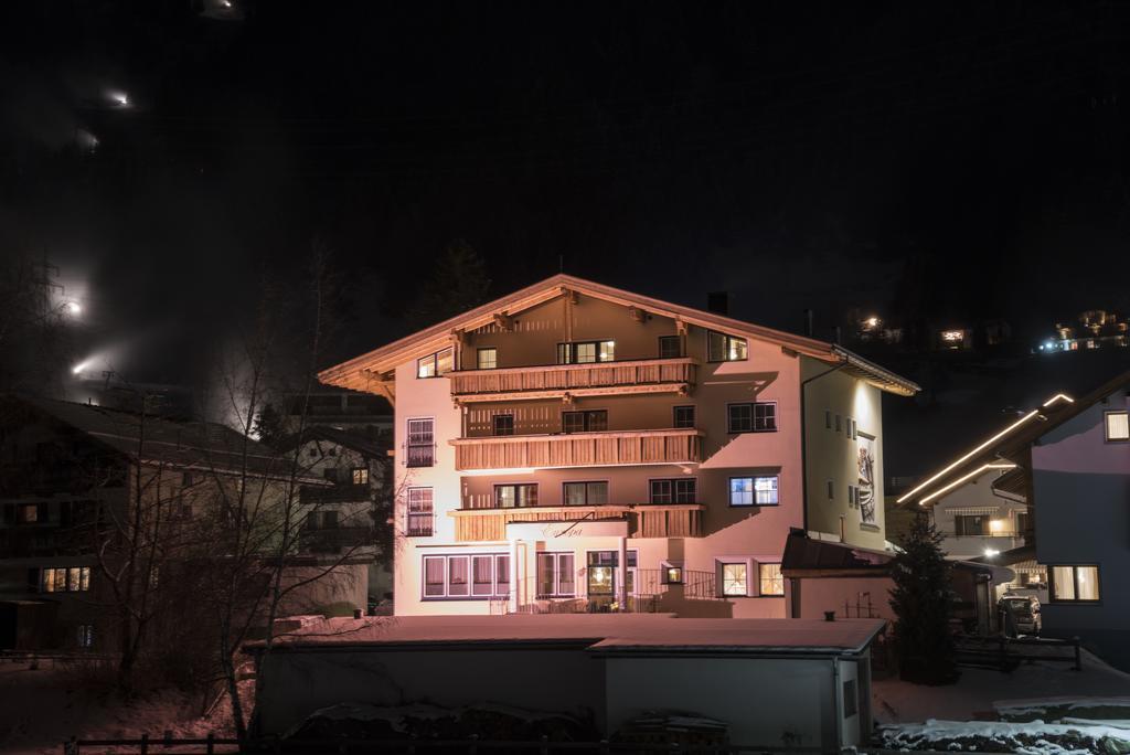 Hotel Garni Europa Sankt Anton am Arlberg Esterno foto